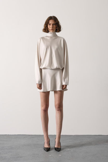 Дамска сатенена мини рокля "Swan - shaped dress "