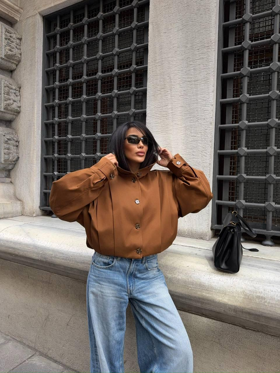 Дамско късо яке