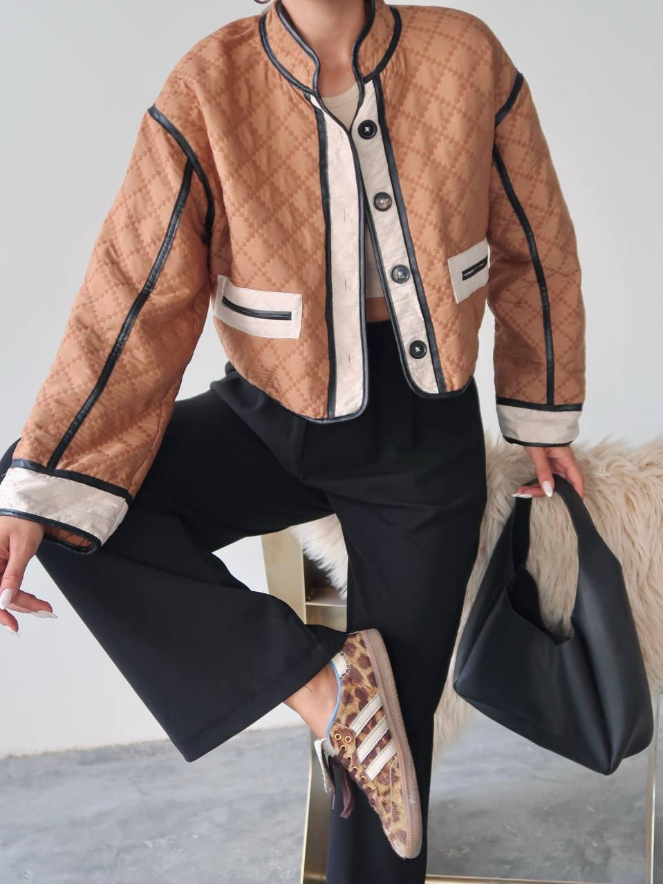 Дамско късо яке