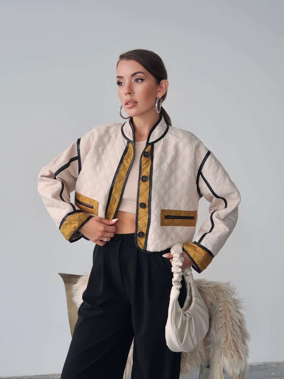 Дамско късо яке