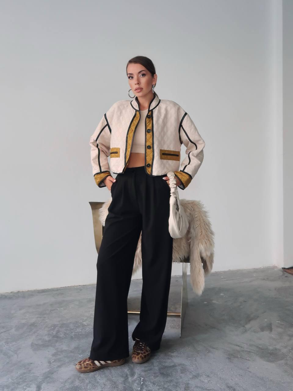 Дамско късо яке