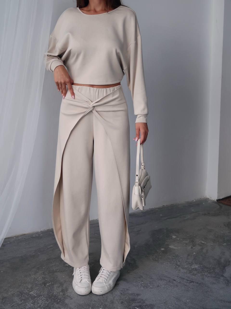 Дамски всекидневен комплект от две части