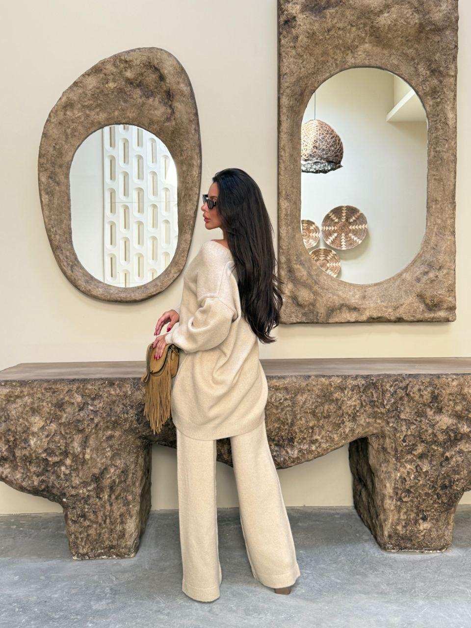 Дамски комплект от две части