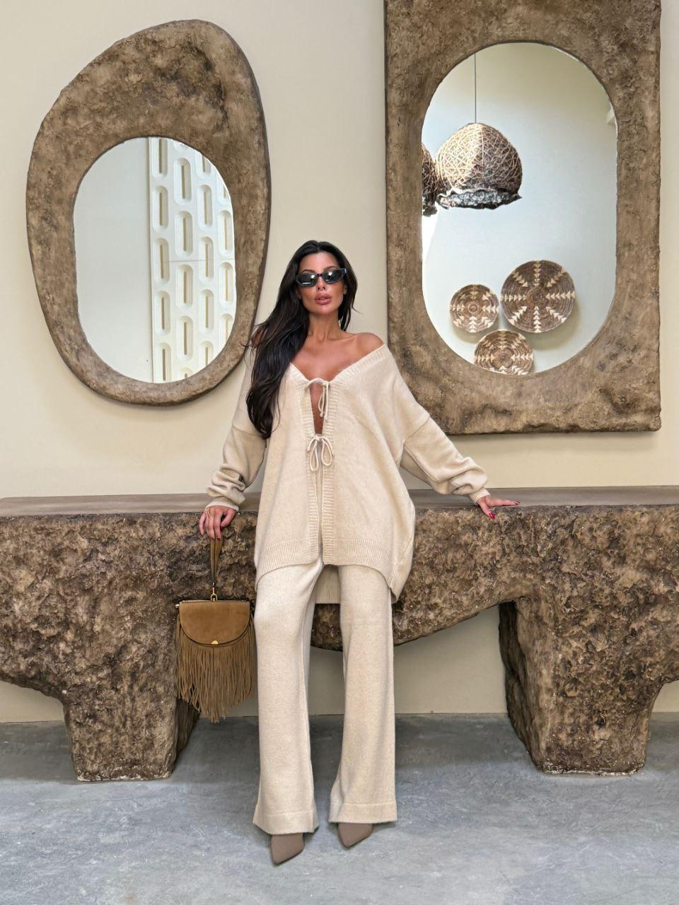 Дамски комплект от две части