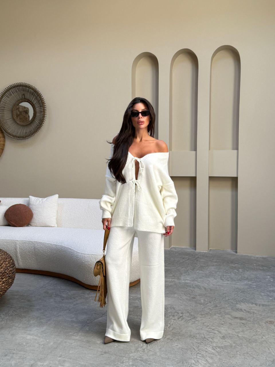 Дамски комплект от две части