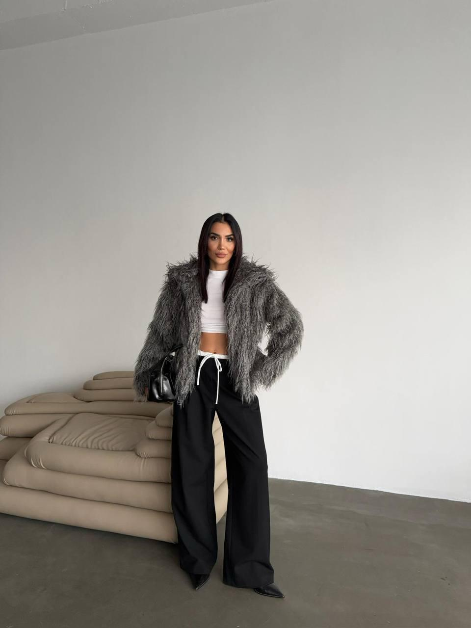 Дамско късо палто „Soft Luxe“