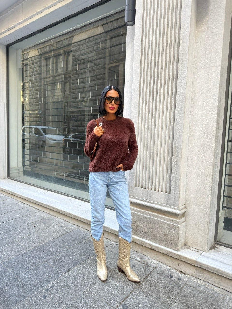 Дамски елегантен пуловер „Soft Elegance“