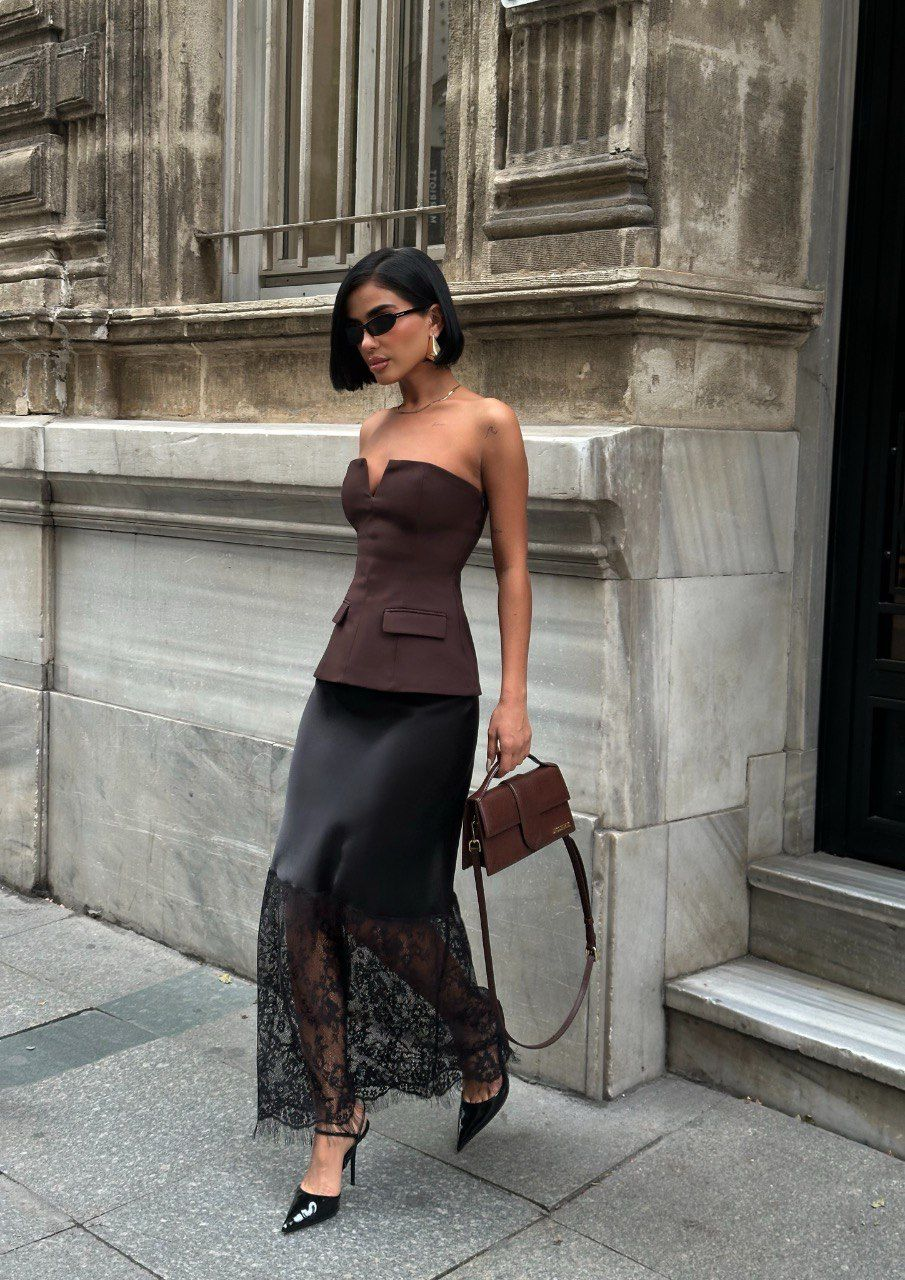 Дамска сатенирана миди пола „Lace Satin“