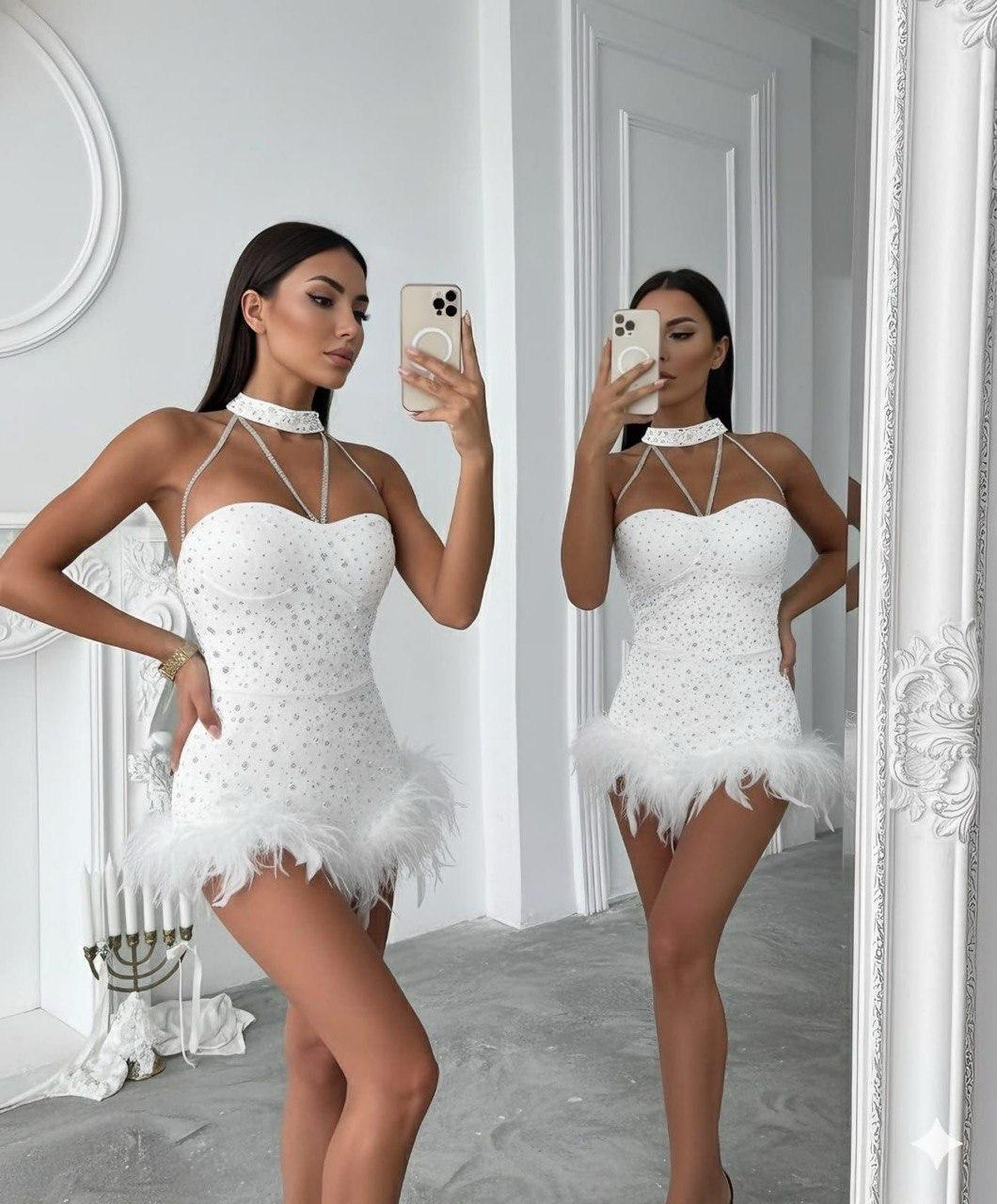 Дамска празнична рокля „Glam Feather“